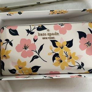 Kate Spade Lily BloomPrint Wallet